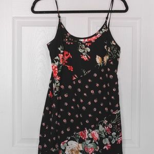 Xhilaration Black Floral Shift Dress